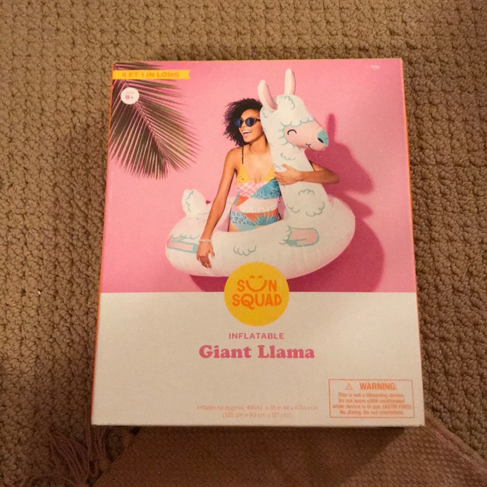 Giant Llama Inflatable